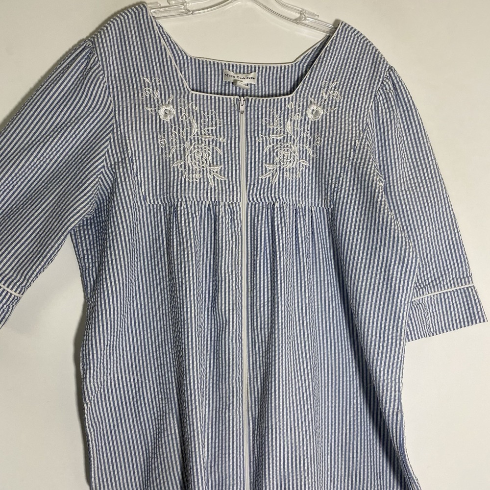 Miss‎ Elaine Housecoat Womens Large Blue White Striped Embroidered Seersucker L - Picture 4 of 16